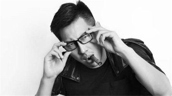 戚帥是富二代嗎身價(jià)多少 奇葩大會(huì )戚帥身家背景，父母是誰(shuí)是干什么的